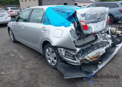 2009 Toyota Camry z USA, uszkodzony, nr VIN 4T4BE46K99R117822